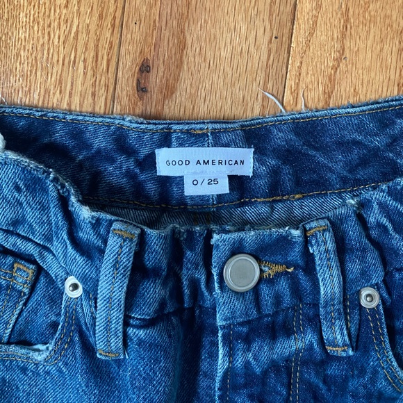 Good American Jeans - Picture 3 of 5